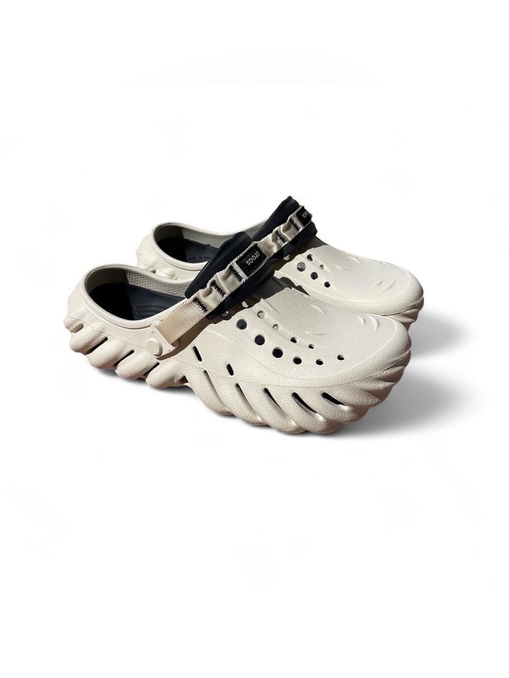 CROCS Unisex Echo Clog Bone / Black Men’s 9 Women’s 11